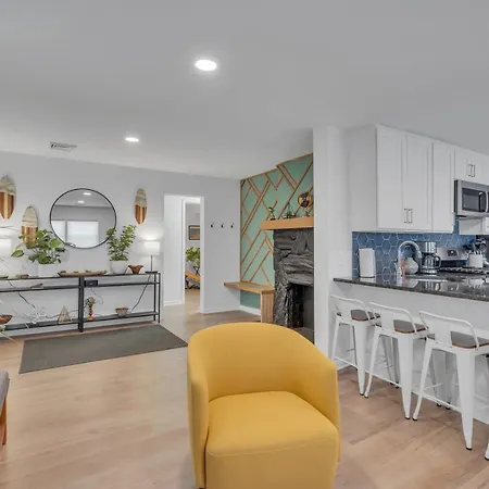 Spacious 3-Bedroom Bungalow In Bradley Beach